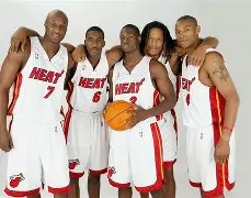 包含风云突变迈阿密热火加时末段再遭质疑，社区盾版图或变，质疑声仍在，数据趋势出现新变化的词条